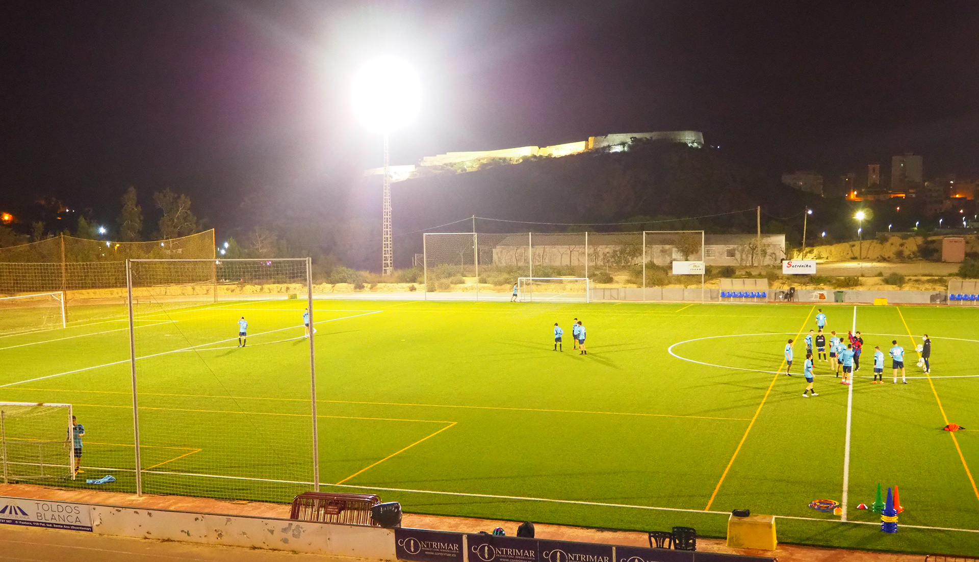 Boisko do piłki nożnej, Guardamar del Segura, Alicante